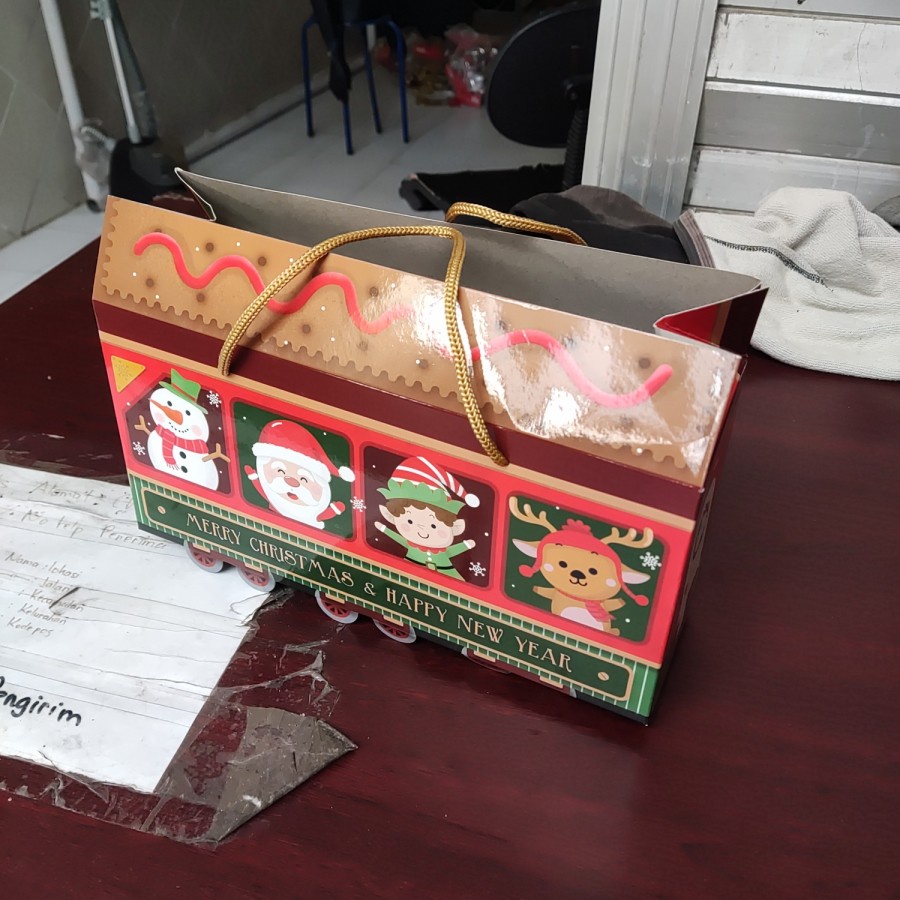 Christmas box natal kereta  Kotak hampers Box cookies model TRAIN