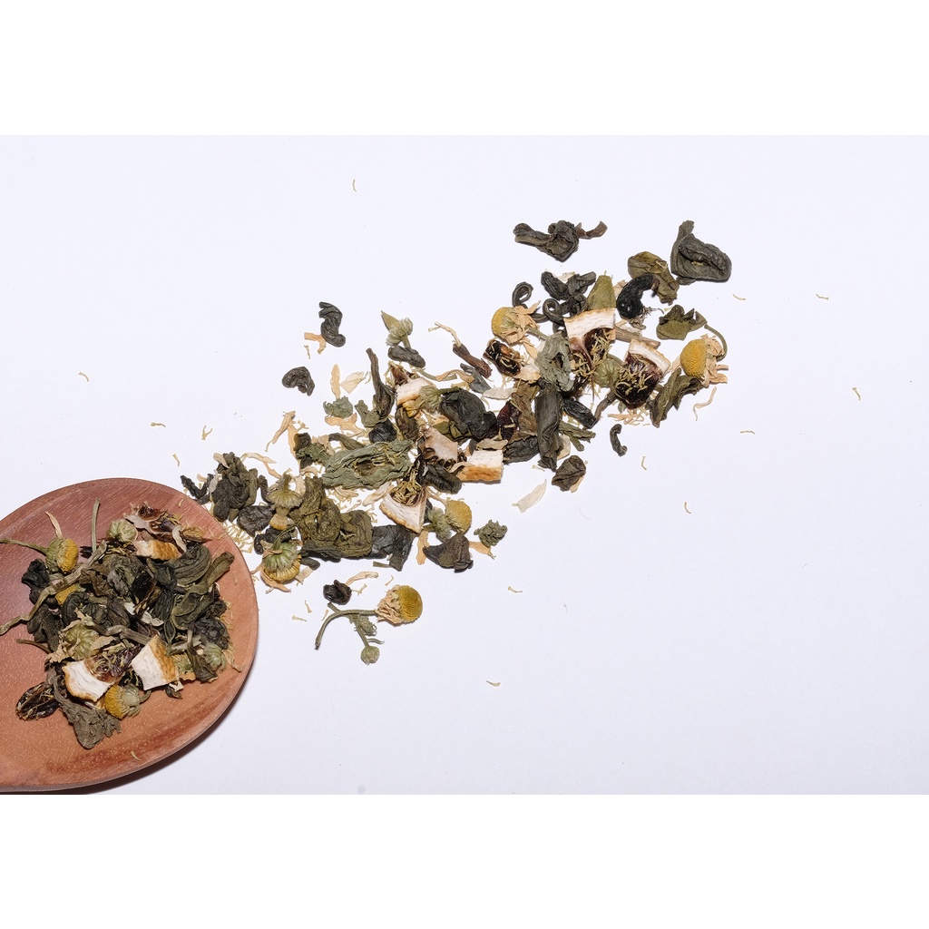

Healing Tea Blend - Green tea, Chamomile, Mint, Lemon | Kombu-chan Tea Blend Series