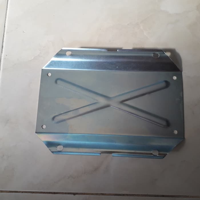 Tatakan Dudukan Plat Nomor Belakang Vespa Super Px Excel Exclusive