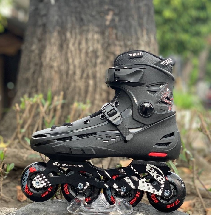 SEPATU RODA FLYING EAGLE B5S BLACK