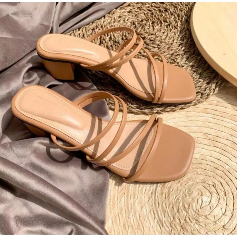 sandal wanita tali tinggi 5 cm trandy