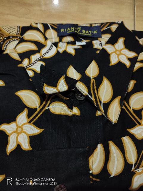 Kemeja Batik Pria Lengan Panjang Rianty Batik Adelan