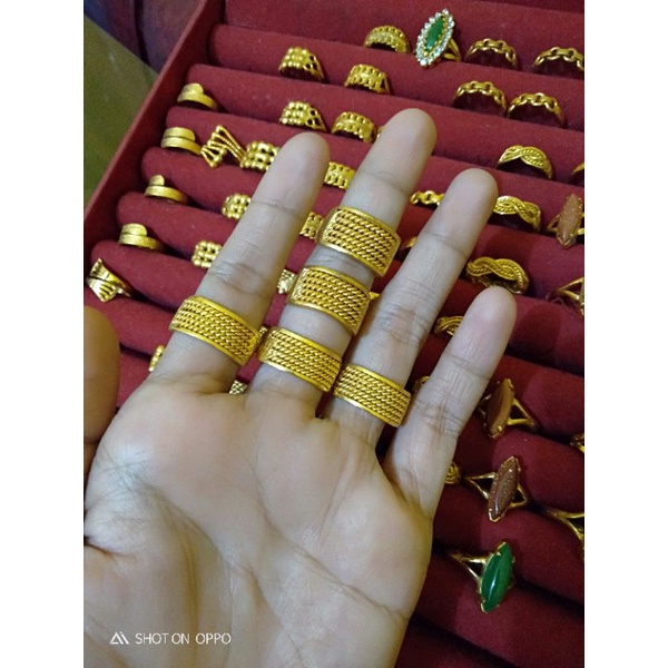 cincin lilit dalam sepuhan