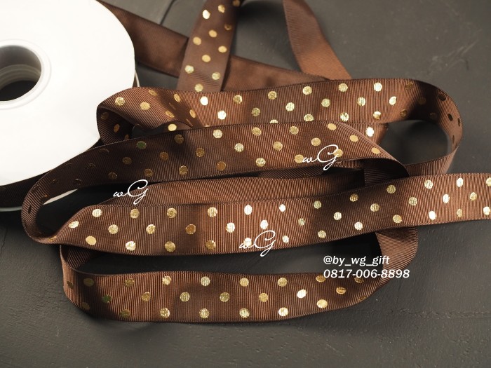 

Pita Grossgrain Coklat - Polkadots Emas; Lebar 2.5 cm; Panjang 50 yard