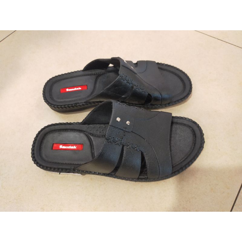 sandal karet bata