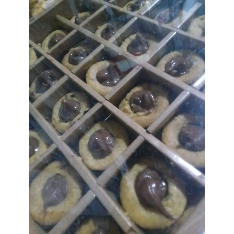 

Nutella cookies almond