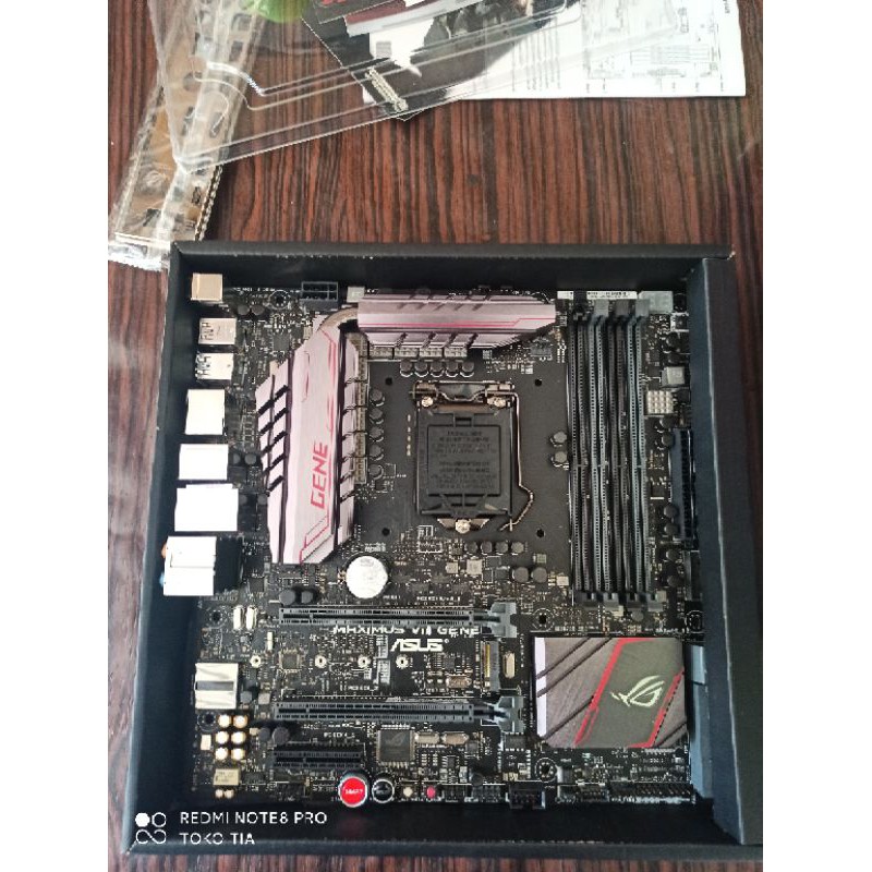 ASUS Maximus VIII GENE soket  1151 support i7 6700 7700 7700K