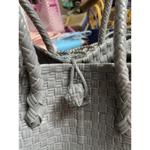 Tas Wanita Anyaman Jali Abu Abu Handmade Premium