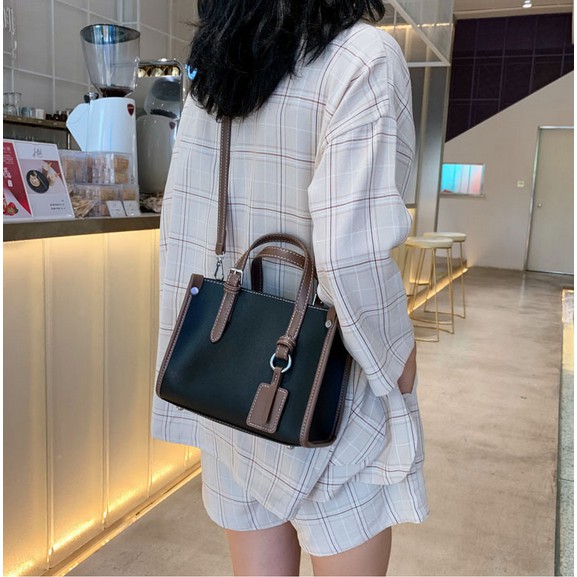 TAS SELEMPANG WANITA KOTAK BUCKET 4 WARNA ARISTA