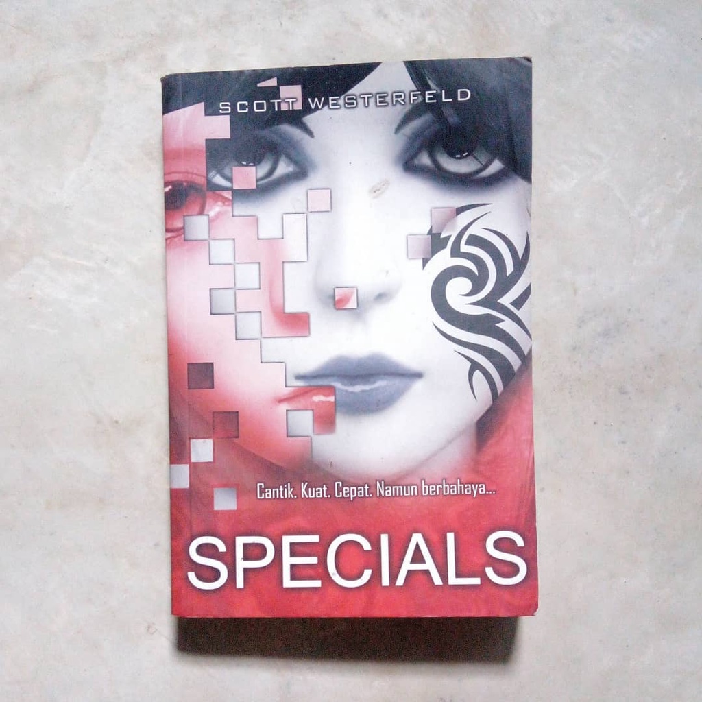 Specials | Scott Westerfeld | Matahari