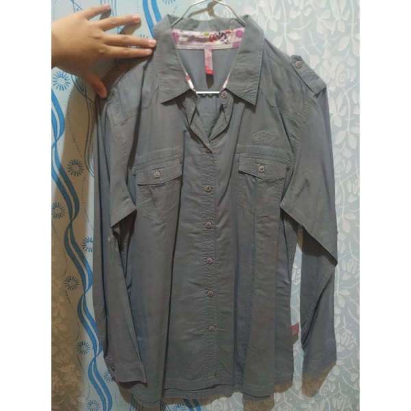 Preloved kemeja Rilley wanita
