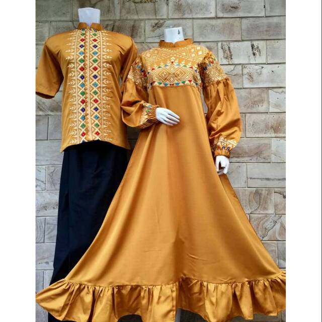 Couple Nadilla Gold Original Brand by N2~N Gallery by Ari Batuta.