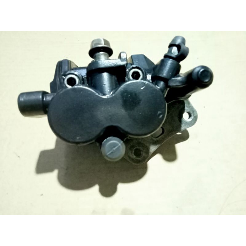 kaliper rem depan Shogun 125 original