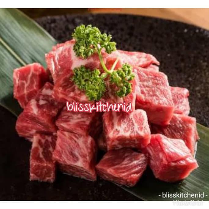 

BEST SELLER Saikoro Beef Wagyu Meltik Cubes Steak 2cm×2cm pack 250gr
