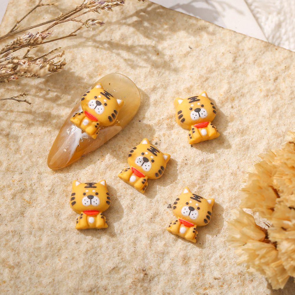 MXBEAUTY Kartun Dekorasi Nail Art Merah Fashion Kuning Resin Manicure Aksesoris|Perhiasan Paku DIY