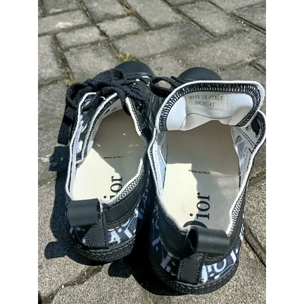 sepatu sneakers Dior b23 low hitam second like new