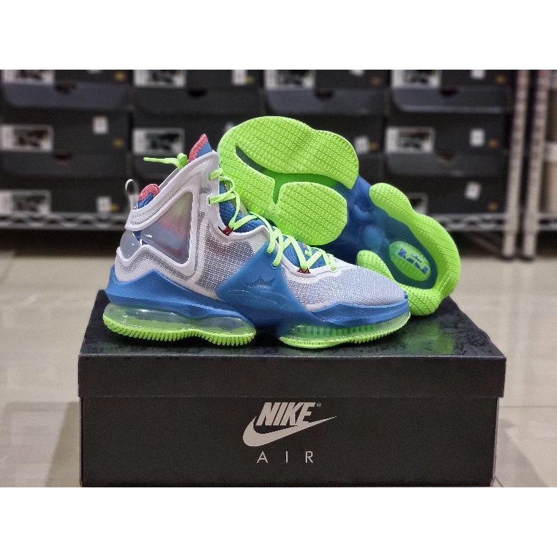 Sneakers pria lebron 19 high dutch blue lime green