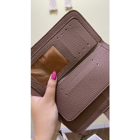 

Hampers Dompet