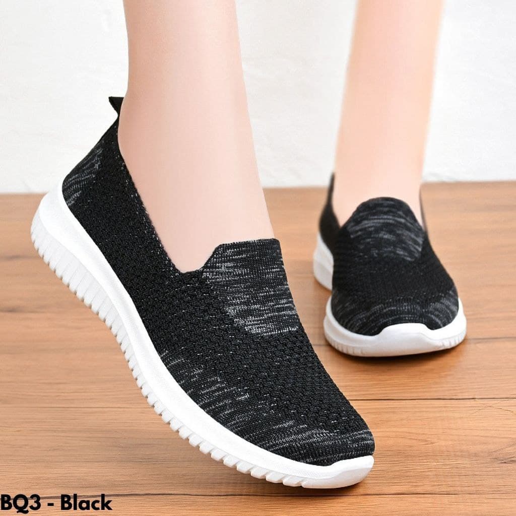 SEPATU WANITA KUALITAS IMPORT COCOK PAKAI KASUAL BAHAN KANVAS ELASTIS MODEL SNEAKERS SLIP ON BQ3