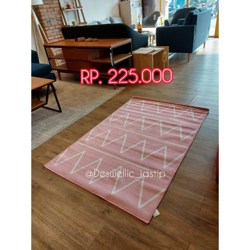 Karpet Pink Fabelio