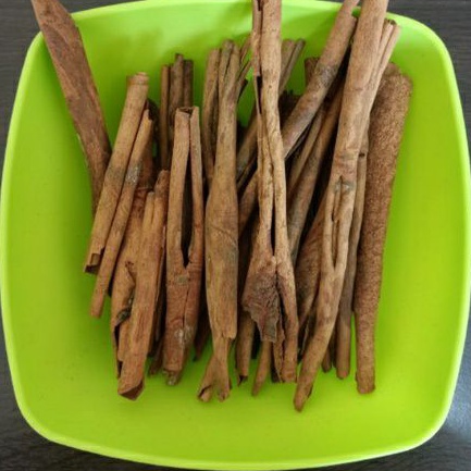 

Kayu Manis 500 gram Kerinci / Cinnamon Stick 500 gram - MEGA KEMIRI