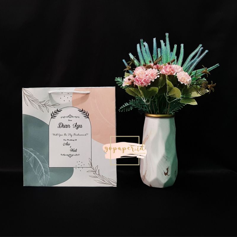 

PAPERBAG BRIDESMAID 23x8x24