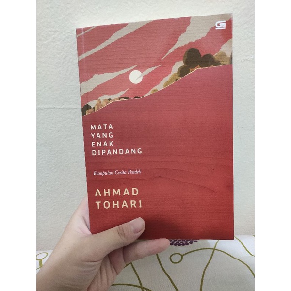 

[PRELOVED] BUKU FANFIKSI MATA YANG ENAK DIPANDANG karya Ahmad Tohari