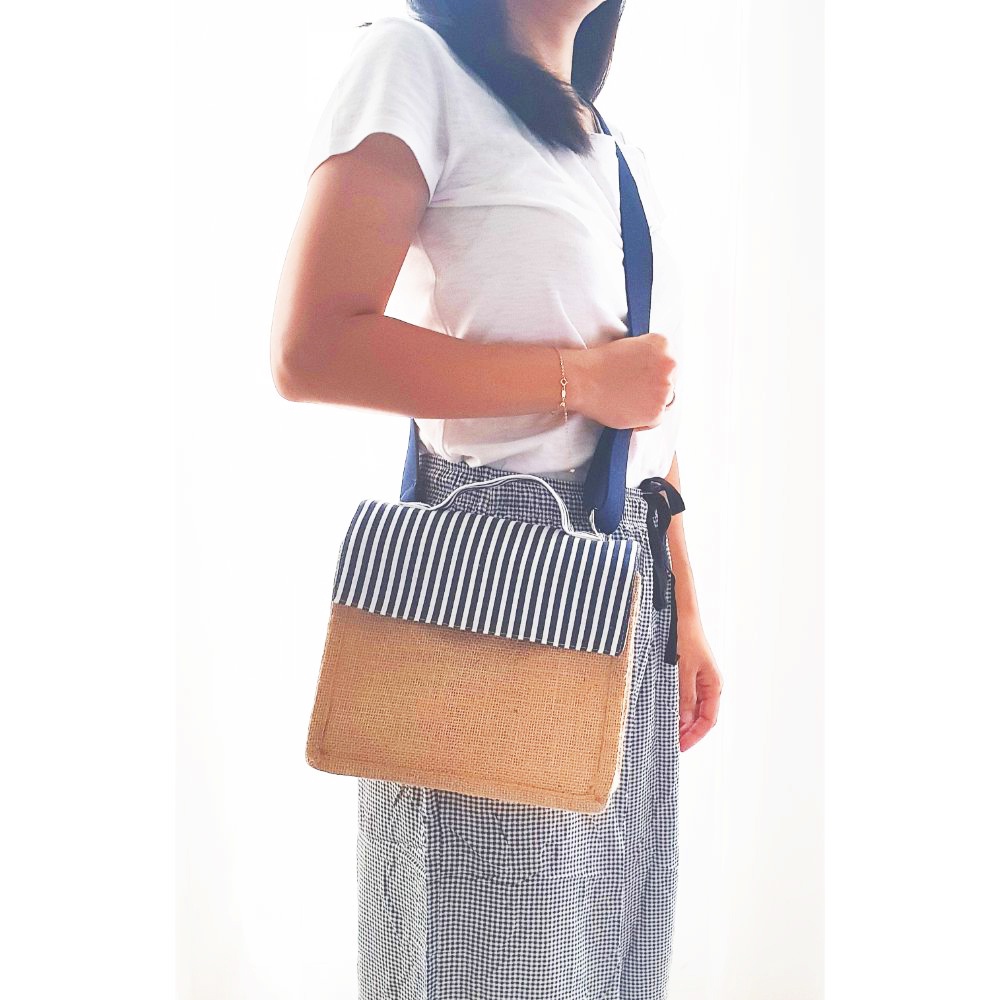 Tas Goni Selempang / Jute bag Tas Selempang Wanita