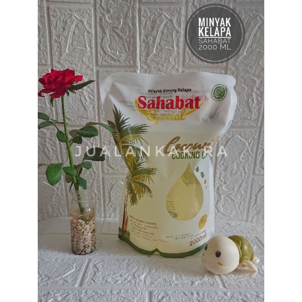 

Minyak Goreng Kelapa Sahabat 2 liter