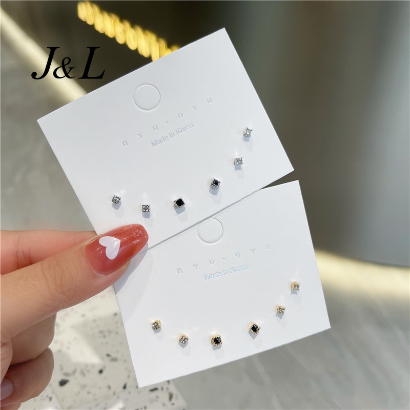 6pcs / Set Anting Tusuk Berlian Imitasi Bentuk Kotak Bahan Alloy Untuk Wanita