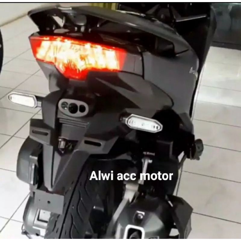 spakbor belakang Vario 125 150 new fender Vario tanpa mata kucing