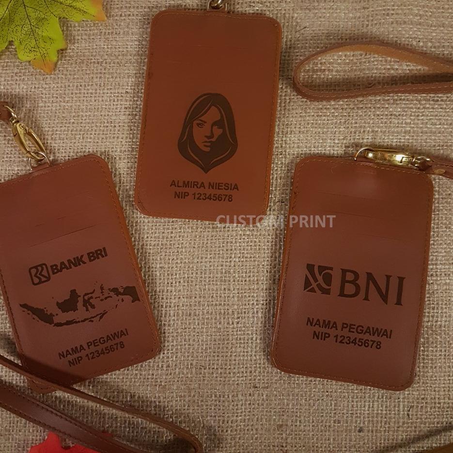 

Name Tag / ID Card Holder kulit Tali Gantungan Custom Nama / logo Perusahaan Emoney 0U91 (Bayar Di