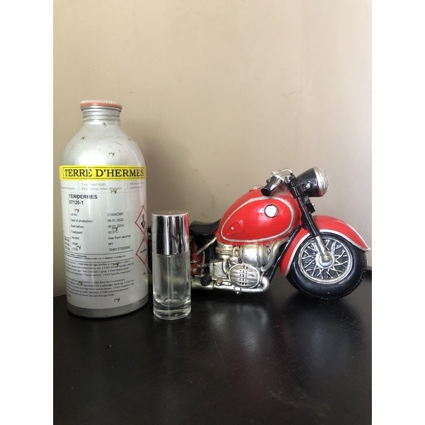 Terre d ’Hermes by Luzi