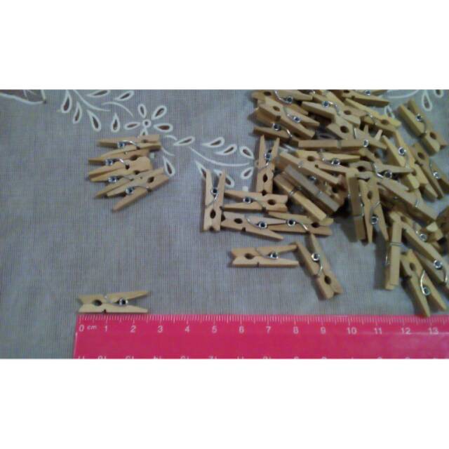 Jepit kayu / Wooden clip 2.5 cm per 50 pcs