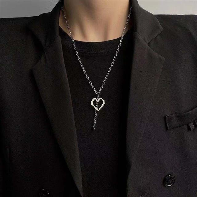 Jepang dan Korea titanium steel mosaic cinta kalung pribadi baru influencer in dingin gaya hip hop a