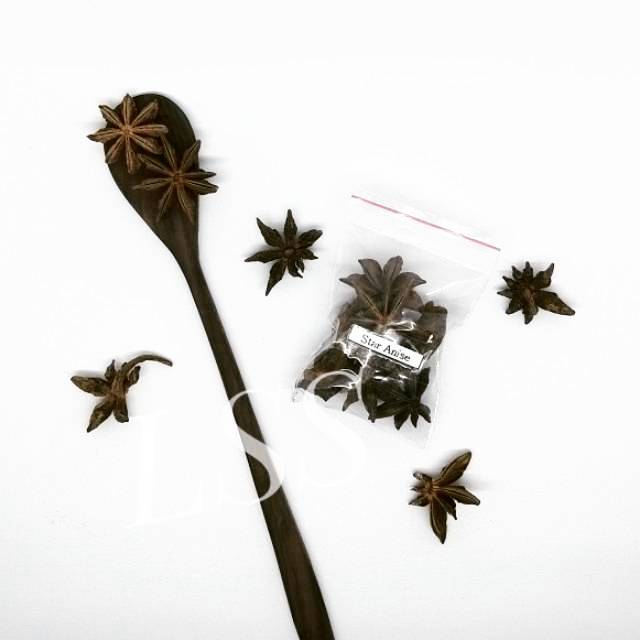 

Bunga Lawang / Star Anise / Pekak / Peh Kak / Ba Jiao / Bajiao / Kembang Lawang Kering 5 gr