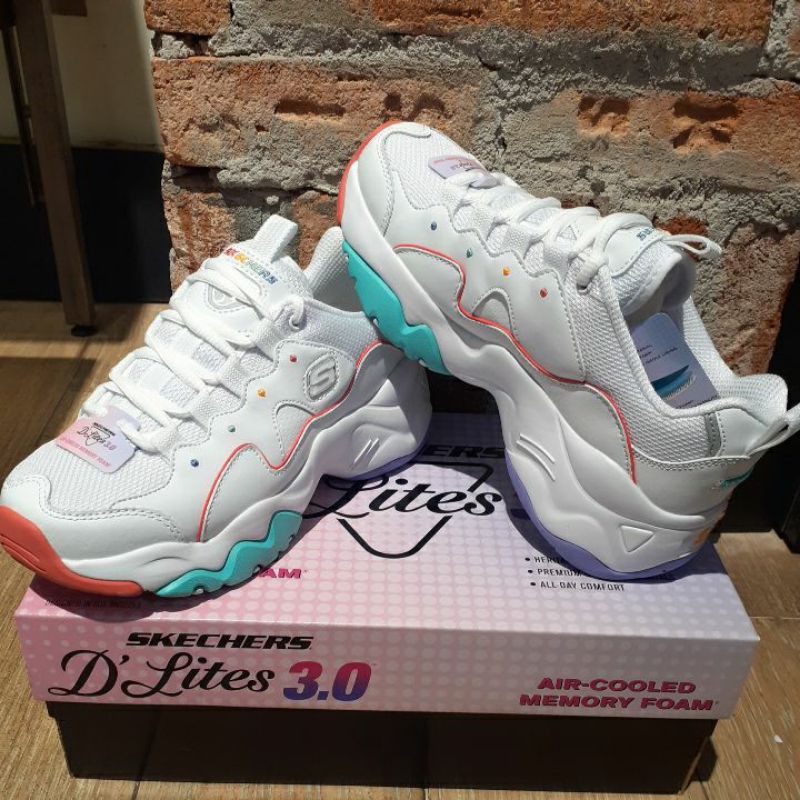 SEPATU WANITA SKECHERS D'LITES 3.0