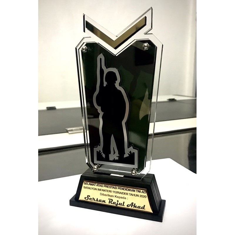 

Plakat Akrilik Army Express + Box/Kado Untuk Kenangan/Souvenir