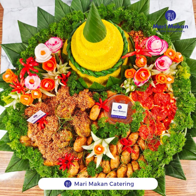 Nasi Tumpeng / Nasi Kuning Tampah