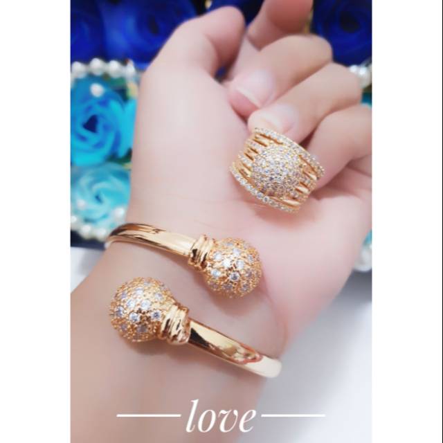 Set gelang tangan dan cincin terlaris