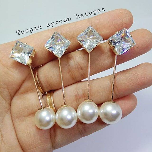 Tuspin zyrcon ketupat
