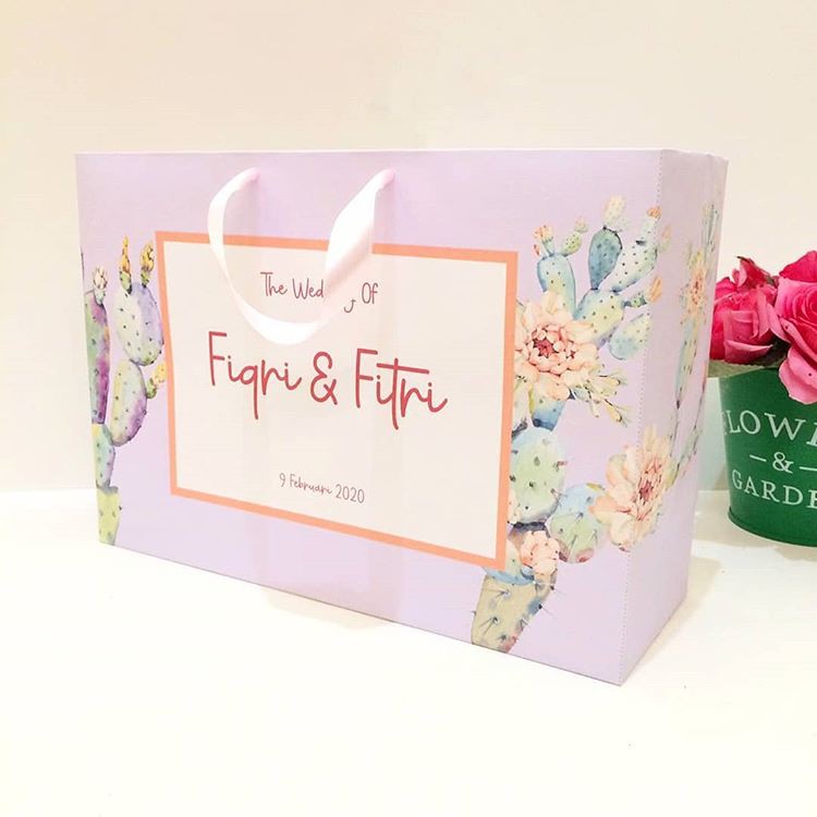 

Paperbag Murah / Harga Ekonomis / Design Bisa Reques / Lanscape
