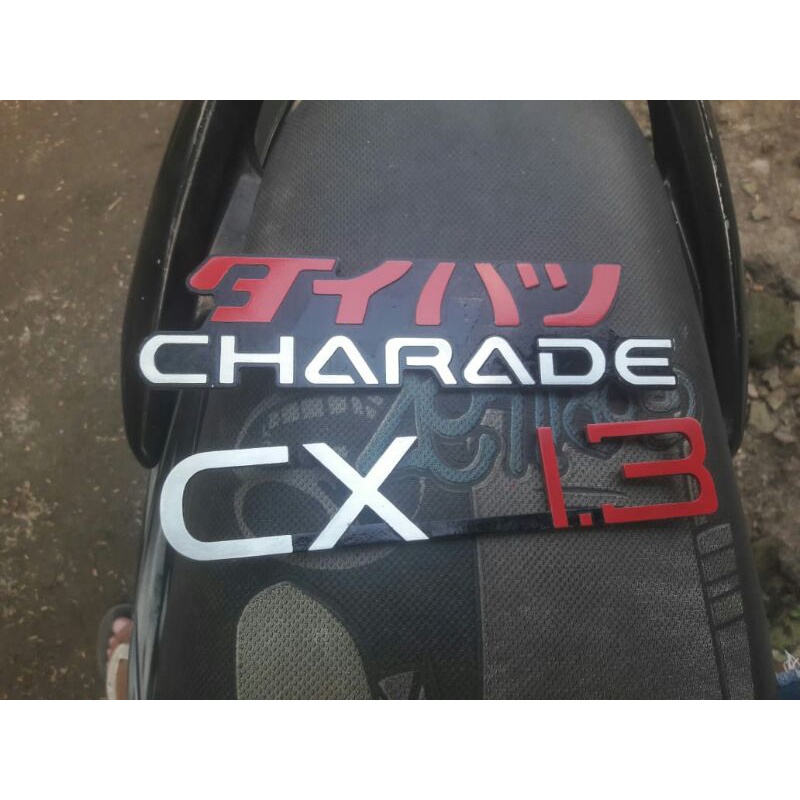 emblem daihatsu charade cx 1.3 (sepaket) bahan alumunium tebal 2mm