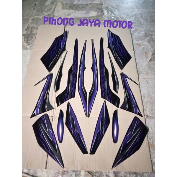 stiker striping yamaha vixion old vixion lama tahun 2008-2010