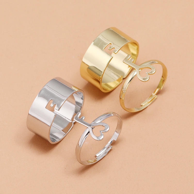 2pcs Cincin Set Korea Silver Gaya Punk Aesthetic Cincin Desain Kunci Pria Keren Untuk Wanita Ring Jewelry