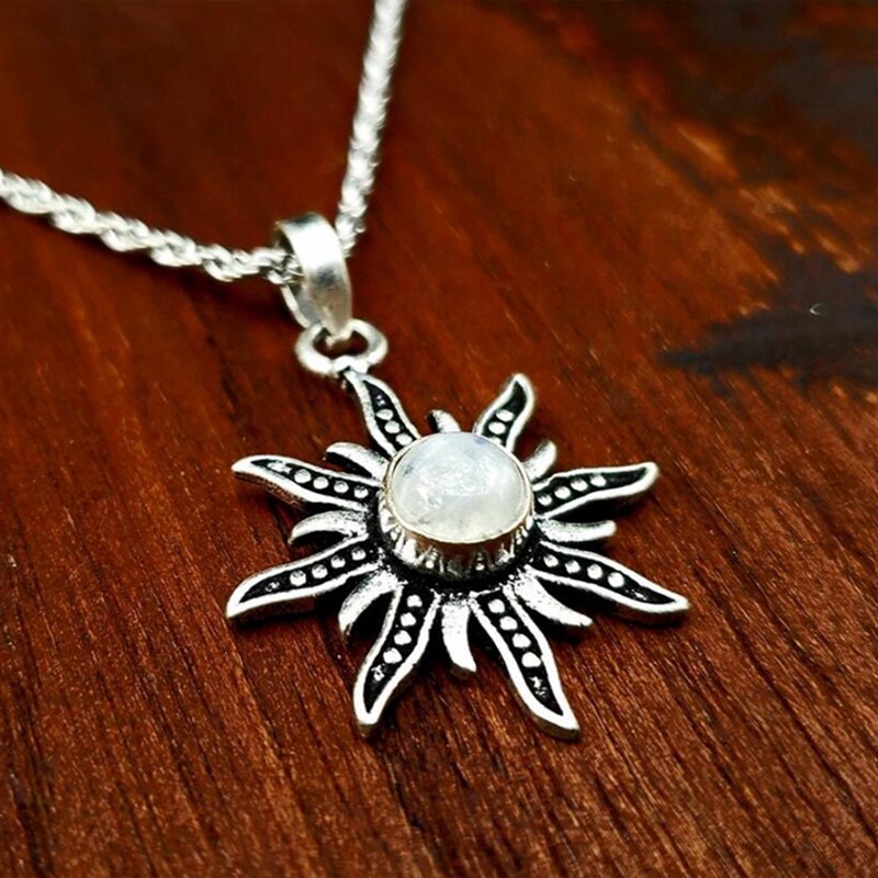 Fancyqube Kalung Rantai Choker Liontin Bunga Matahari Bahan Stainless Steel Lapis Emas 18k Untuk Wanita