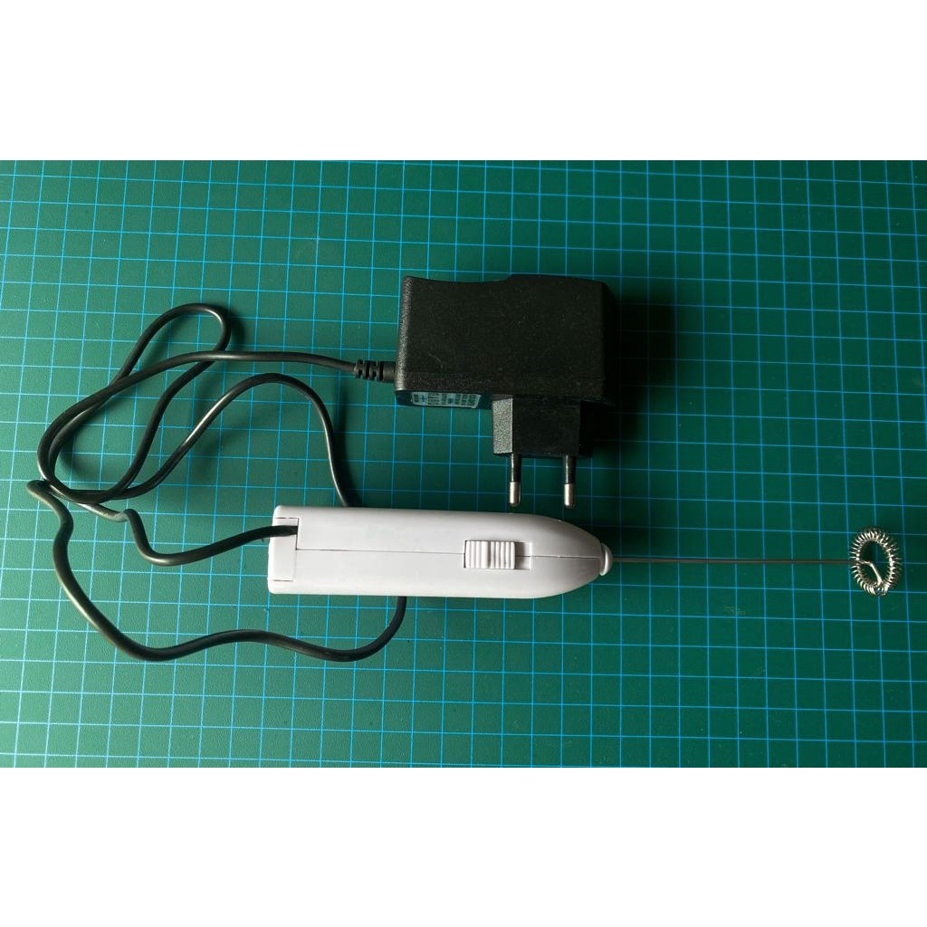 Milk frother listrik / milk frother tanpa baterai/ mini hand mixer