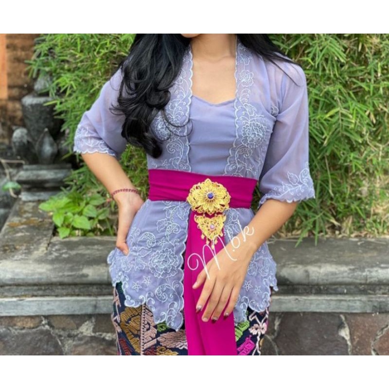 Kebaya Jadi bordir/kebaya murah Bali/kebaya Bali bordir Semanggi