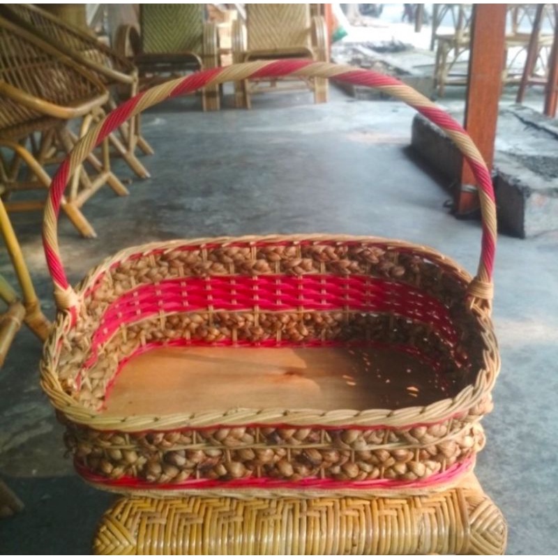 

Keranjang Parcel Rotan Eceng 35cm x 25cm Hampers Rotan Eceng