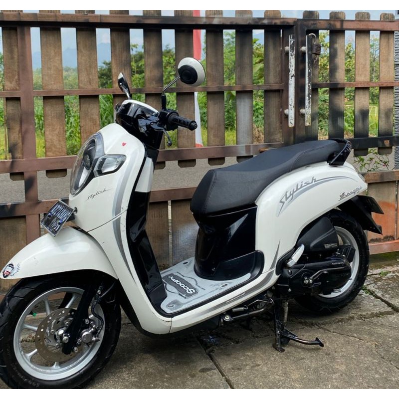 STRIPING STICKER SCOOPY 2019 ORIGINAL STRIPING SCOOPY STYLISH 2019 PUTIH STICKER SCOOPY 2019